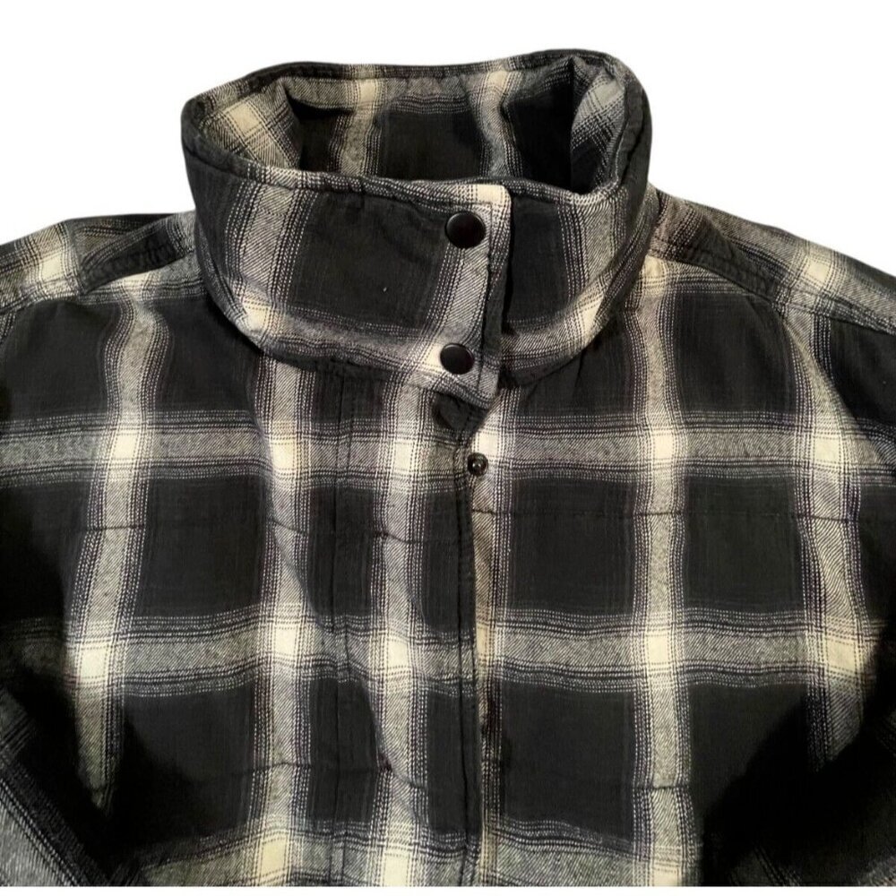 EVEREVE Lucy Plaid Cropped Jacket β Medium - Picture 13 of 13